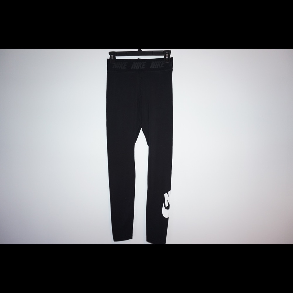 Nike leggings